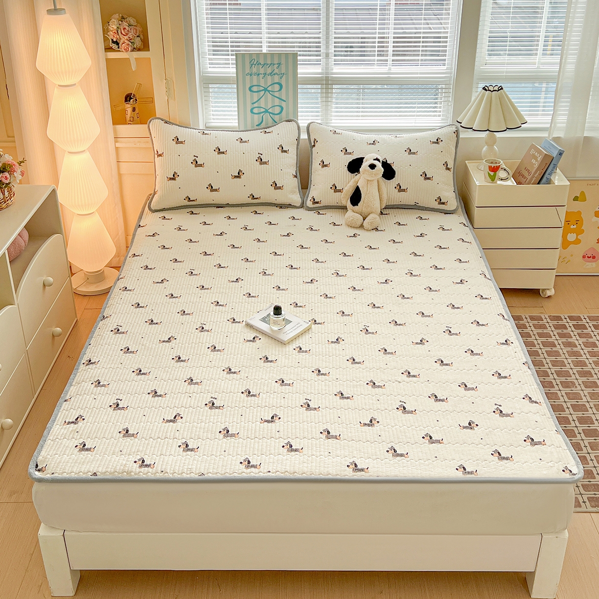 91家纺网 家纺一手货源 找家纺 恒尚居 2026新款双层纱牛奶绒床垫床褥子云感夹棉床单软床垫-秋冬款-链接二 奇奇狗