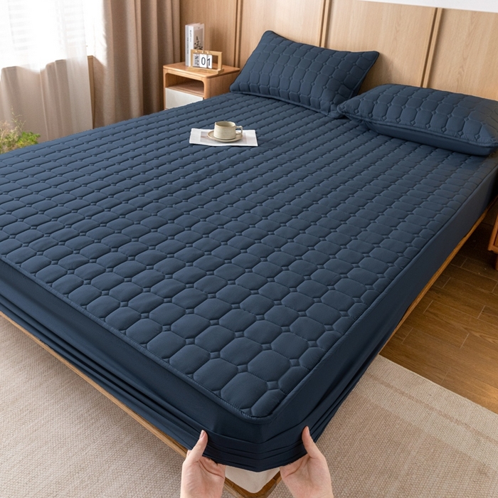 91家纺网 家纺一手货源 找家纺 宇淳 2026跨境外贸水洗棉夹棉单件床签床垫保护套四季通用防滑床罩梦思床垫保护罩三件套非全棉 丈青