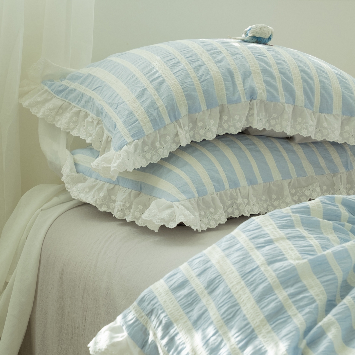 91家纺网 家纺一手货源 找家纺 （总） 棉小二 2026新款亲肤色织蓝色蕾丝花边款四件套