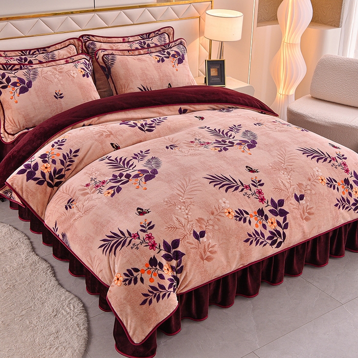 91家纺网 家纺一手货源 找家纺 赫本 2025新品8斤爆品牛奶绒四件套床裙款金雕绒法莱绒四套件  海棠花