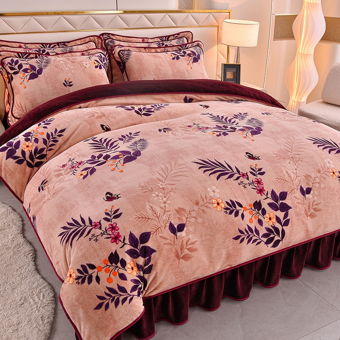 赫本 2025新品8斤爆品牛奶绒四件套床裙款金雕绒法莱绒四套件 海棠花