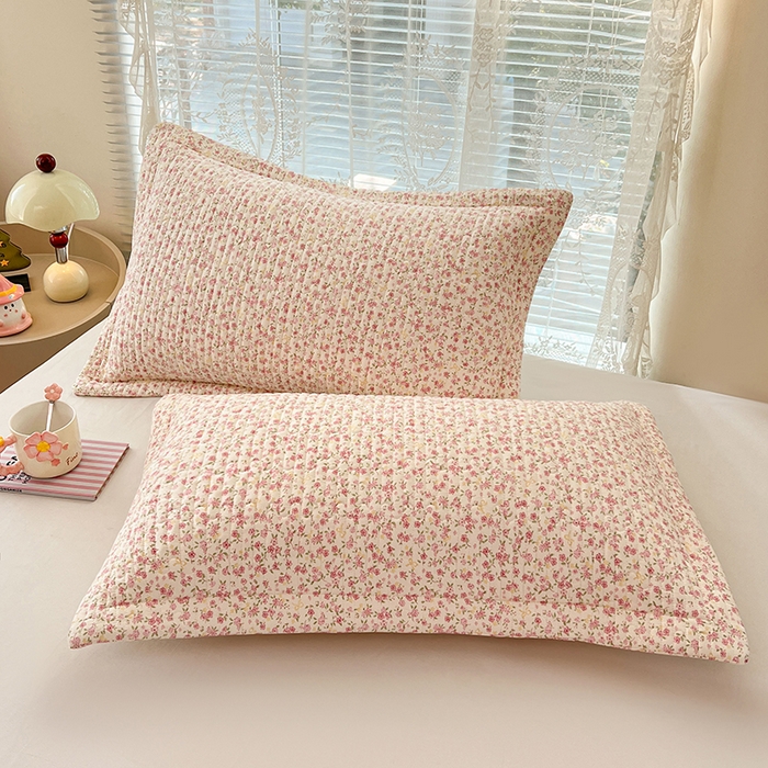 91家纺网 家纺一手货源 找家纺 圣比熊 2025新款A类云朵棉夹棉枕套宿舍单人一只装枕芯内胆套-单人枕套 芊芊花海（压线夹棉）