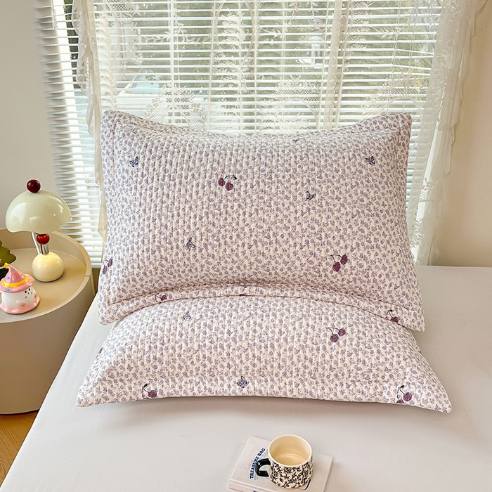 91家纺网 家纺一手货源 找家纺 圣比熊 2025新款A类云朵棉夹棉枕套宿舍单人一只装枕芯内胆套-单人枕套 蝴蝶梦境（压线夹棉）