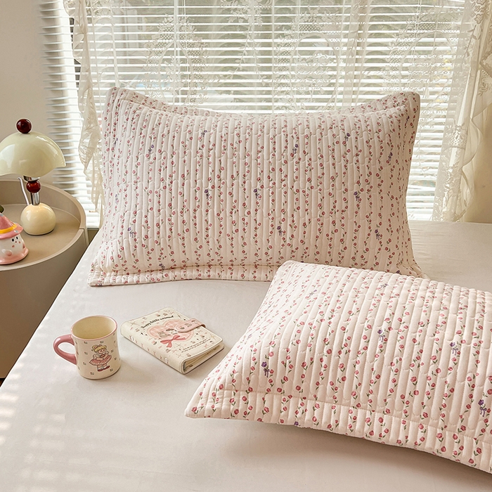 91家纺网 家纺一手货源 找家纺 圣比熊 2025新款A类云朵棉夹棉枕套宿舍单人一只装枕芯内胆套-单人枕套 花漾甜心（压线夹棉）