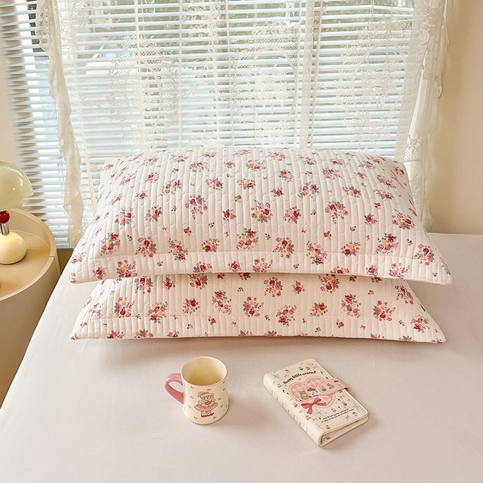 91家纺网 家纺一手货源 找家纺 梦舒羽 2025新款A类云朵棉夹棉枕套宿舍单人一只装枕芯内胆套-单人枕套 粉黛花园（压线夹棉）