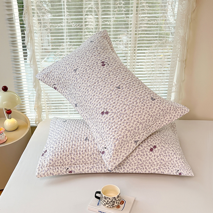 91家纺网 家纺一手货源 找家纺 圣比熊 2025新款A类云朵棉夹棉枕套宿舍单人一只装枕芯内胆套-单人枕套 蝴蝶梦境（压线夹棉）