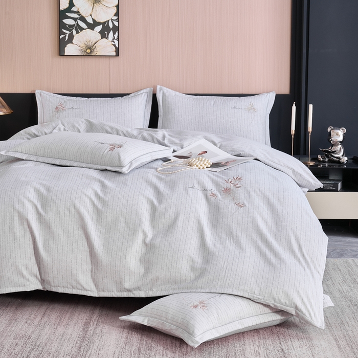 91家纺网 家纺一手货源 找家纺 喜四方 2026年新款加厚全棉印花加绣花四件套 兰亭序-灰