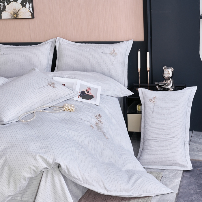 91家纺网 家纺一手货源 找家纺 喜四方 2026年新款加厚全棉印花加绣花四件套 兰亭序-灰