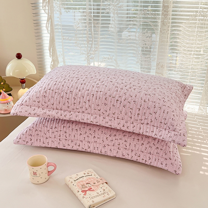 91家纺网 家纺一手货源 找家纺 梦舒羽 2025新款A类云朵棉夹棉枕套宿舍单人一只装枕芯内胆套-单人枕套 爱丽丝-粉（压线夹棉）
