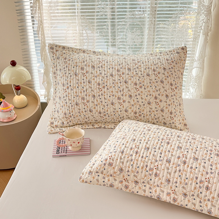 91家纺网 家纺一手货源 找家纺 圣比熊 2025新款A类云朵棉夹棉枕套宿舍单人一只装枕芯内胆套-单人枕套 花蔓清风（压线夹棉）