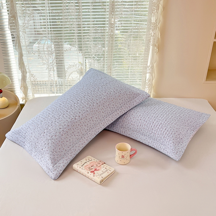 91家纺网 家纺一手货源 找家纺 圣比熊 2025新款A类云朵棉夹棉枕套宿舍单人一只装枕芯内胆套-单人枕套 满天星-蓝（压线夹棉）