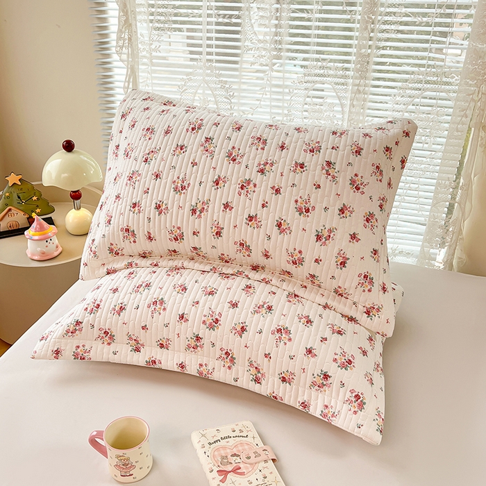 91家纺网 家纺一手货源 找家纺 圣比熊 2025新款A类云朵棉夹棉枕套宿舍单人一只装枕芯内胆套-单人枕套 粉黛花园（压线夹棉）