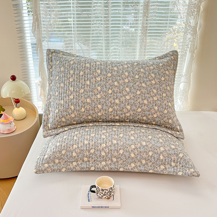 91家纺网 家纺一手货源 找家纺 梦舒羽 2025新款A类云朵棉夹棉枕套宿舍单人一只装枕芯内胆套-单人枕套 海棠花开（压线夹棉）