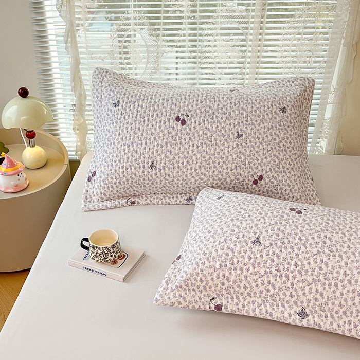 91家纺网 家纺一手货源 找家纺 梦舒羽 2025新款A类云朵棉夹棉枕套宿舍单人一只装枕芯内胆套-单人枕套 蝴蝶梦境（压线夹棉）
