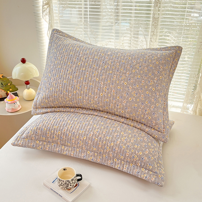 91家纺网 家纺一手货源 找家纺 梦舒羽 2025新款A类云朵棉夹棉枕套宿舍单人一只装枕芯内胆套-单人枕套 花无归期（压线夹棉）