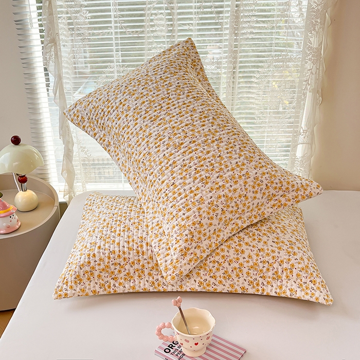 91家纺网 家纺一手货源 找家纺 圣比熊 2025新款A类云朵棉夹棉枕套宿舍单人一只装枕芯内胆套-单人枕套 春日暖阳（压线夹棉）