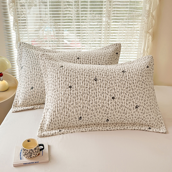 91家纺网 家纺一手货源 找家纺 梦舒羽 2025新款A类云朵棉夹棉枕套宿舍单人一只装枕芯内胆套-单人枕套 花无意（压线夹棉）