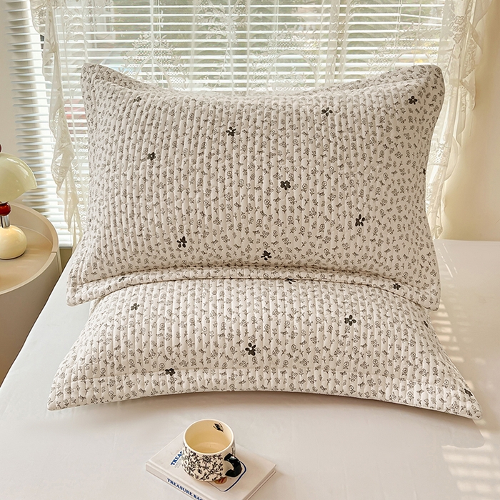 91家纺网 家纺一手货源 找家纺 梦舒羽 2025新款A类云朵棉夹棉枕套宿舍单人一只装枕芯内胆套-单人枕套 花无意（压线夹棉）