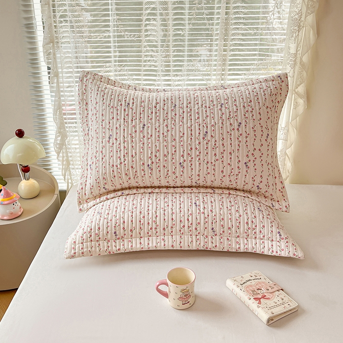 91家纺网 家纺一手货源 找家纺 梦舒羽 2025新款A类云朵棉夹棉枕套宿舍单人一只装枕芯内胆套-单人枕套 花漾甜心（压线夹棉）