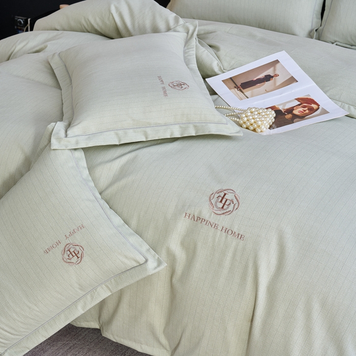 91家纺网 家纺一手货源 找家纺 喜四方 2026年新款加厚全棉印花加绣花四件套 绅士格调-绿