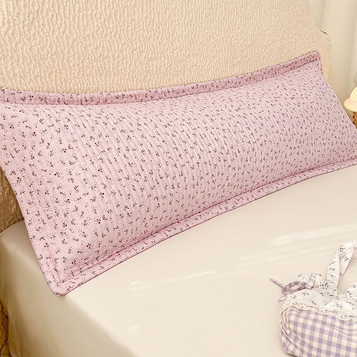 91家纺网 家纺一手货源 找家纺 梦舒羽 2025新款A类云朵棉夹棉枕套宿舍情侣双人加长枕芯内胆套 爱丽丝-粉（压线夹棉）