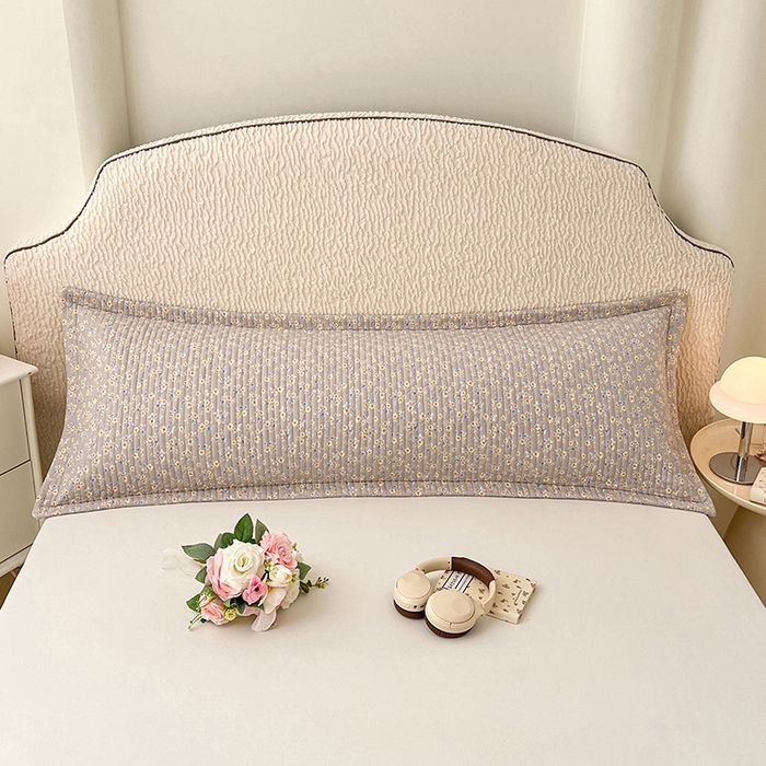 91家纺网 家纺一手货源 找家纺 梦舒羽 2025新款A类云朵棉夹棉枕套宿舍情侣双人加长枕芯内胆套 花无归期（压线夹棉）