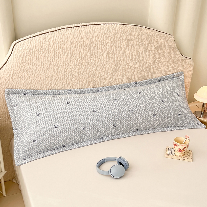 91家纺网 家纺一手货源 找家纺 圣比熊 2025新款A类云朵棉夹棉枕套宿舍单人一只装枕芯内胆套-双人枕套 花屿轻梦（压线夹棉）