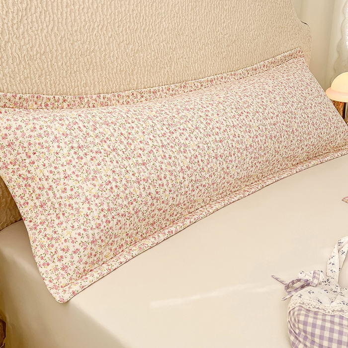 91家纺网 家纺一手货源 找家纺 圣比熊 2025新款A类云朵棉夹棉枕套宿舍单人一只装枕芯内胆套-双人枕套 芊芊花海（压线夹棉）