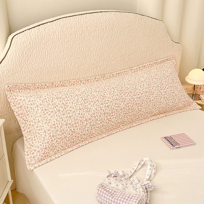 91家纺网 家纺一手货源 找家纺 圣比熊 2025新款A类云朵棉夹棉枕套宿舍单人一只装枕芯内胆套-双人枕套 芊芊花海（压线夹棉）