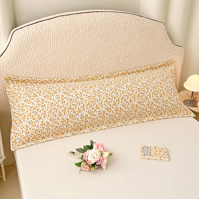 91家纺网 家纺一手货源 找家纺 圣比熊 2025新款A类云朵棉夹棉枕套宿舍单人一只装枕芯内胆套-双人枕套 春日暖阳（压线夹棉）