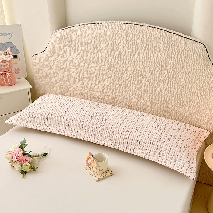 91家纺网 家纺一手货源 找家纺 梦舒羽 2025新款A类云朵棉夹棉枕套宿舍情侣双人加长枕芯内胆套 花漾甜心（压线夹棉）