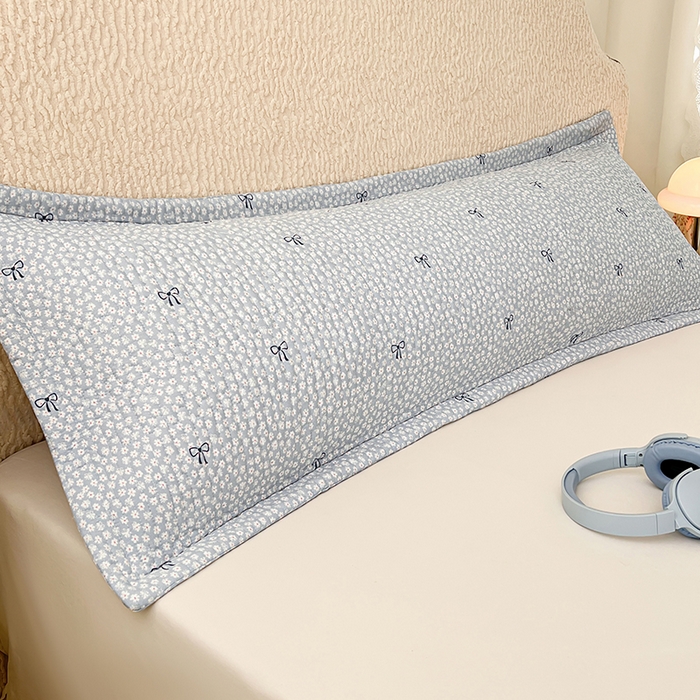 91家纺网 家纺一手货源 找家纺 梦舒羽 2025新款A类云朵棉夹棉枕套宿舍情侣双人加长枕芯内胆套 花屿轻梦（压线夹棉）