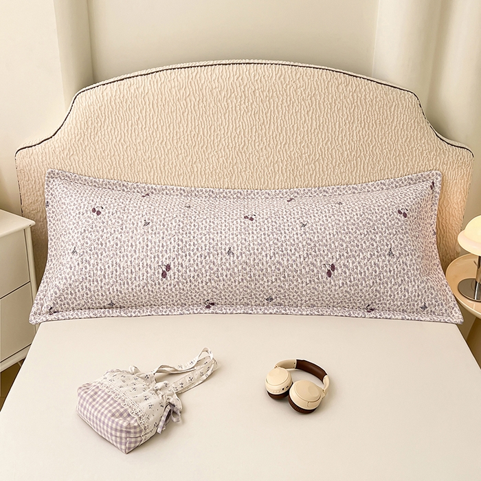 91家纺网 家纺一手货源 找家纺 圣比熊 2025新款A类云朵棉夹棉枕套宿舍单人一只装枕芯内胆套-双人枕套 蝴蝶梦境（压线夹棉）