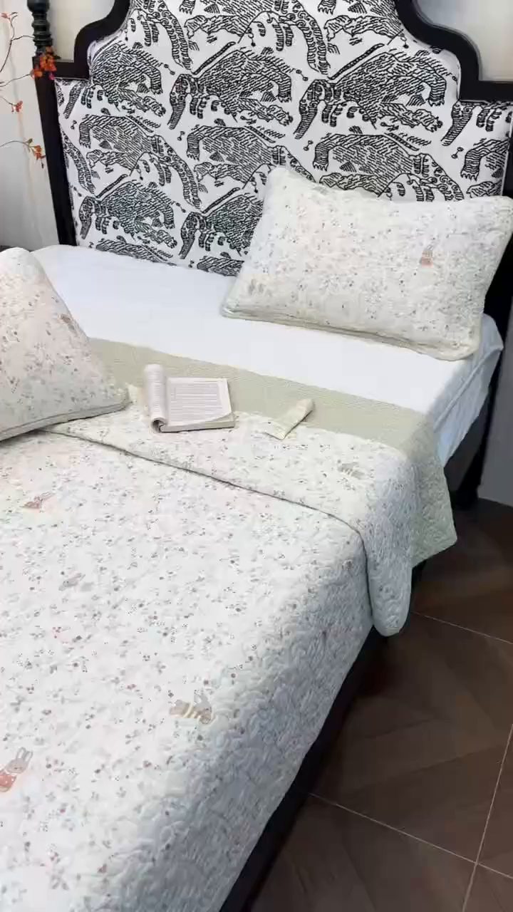 91家纺网 家纺一手货源 找家纺 床盖工厂店 2025新款双面全棉小包边床盖三件套 月免花园