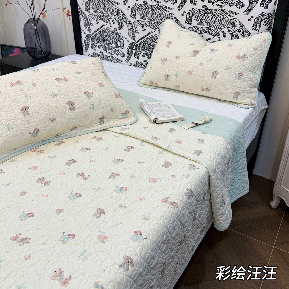 91家纺网 家纺一手货源 找家纺 （总）床盖工厂店 2025新款双面全棉小包边床盖三件套,彩绘汪汪,春游手记,淡梨语,果味时光,奶霜啵啵狗,手帐日记,丛草集,莓莓柯基,月免花园