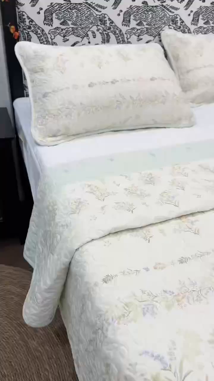 91家纺网 家纺一手货源 找家纺 床盖工厂店 2025新款双面全棉小包边床盖三件套 丛草集