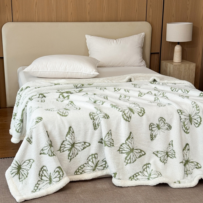 91家纺网 家纺一手货源 找家纺 丹本家纺 2026新款双层阳离子提花蝴蝶色织多功能盖毯塔芙绒羊羔绒毛毯毯 双层蝴蝶绿