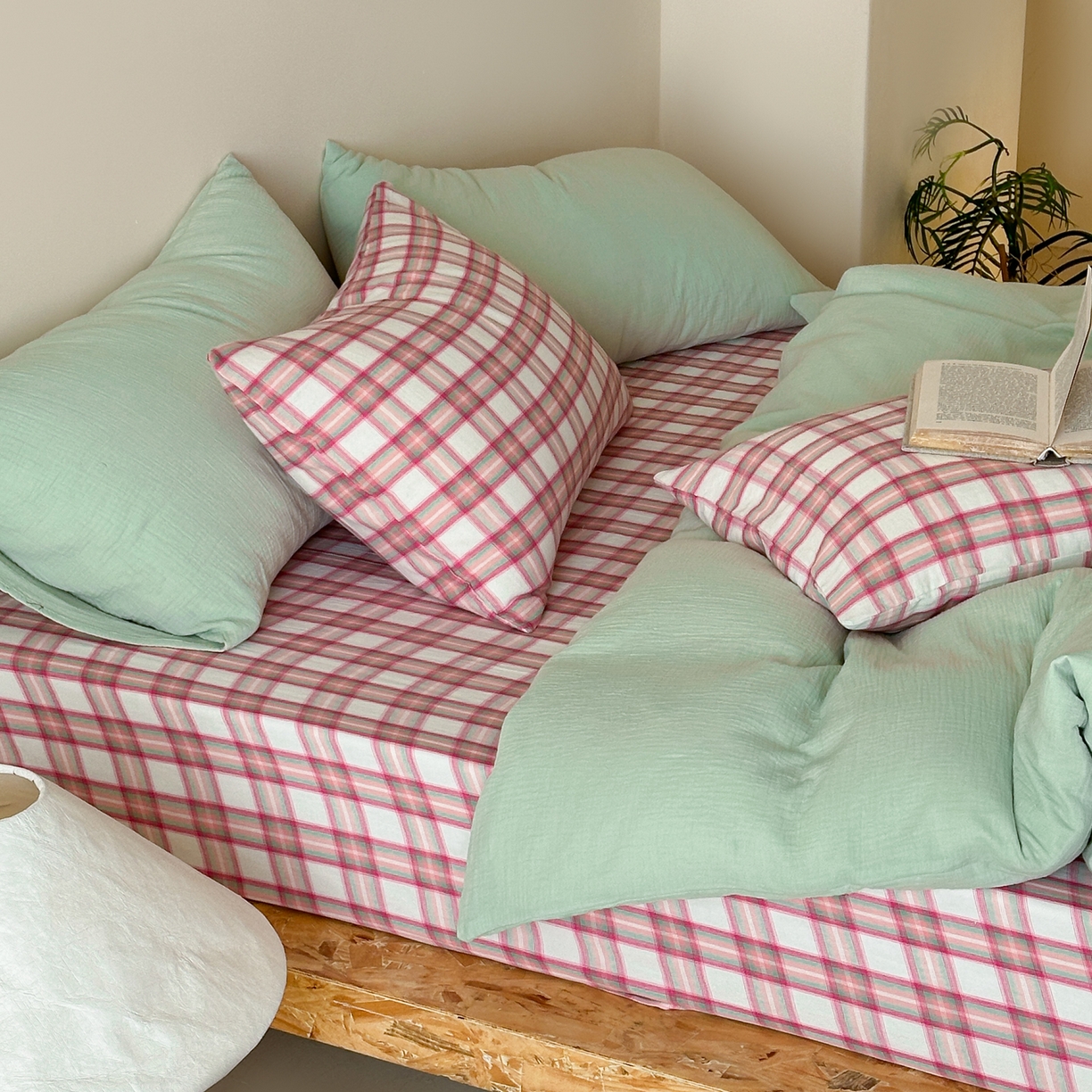 91家纺网 家纺一手货源 找家纺 （总）山舍家居 2026新款全棉色织双层皱皱纱色织格子皱纱纯色混搭系列四件套