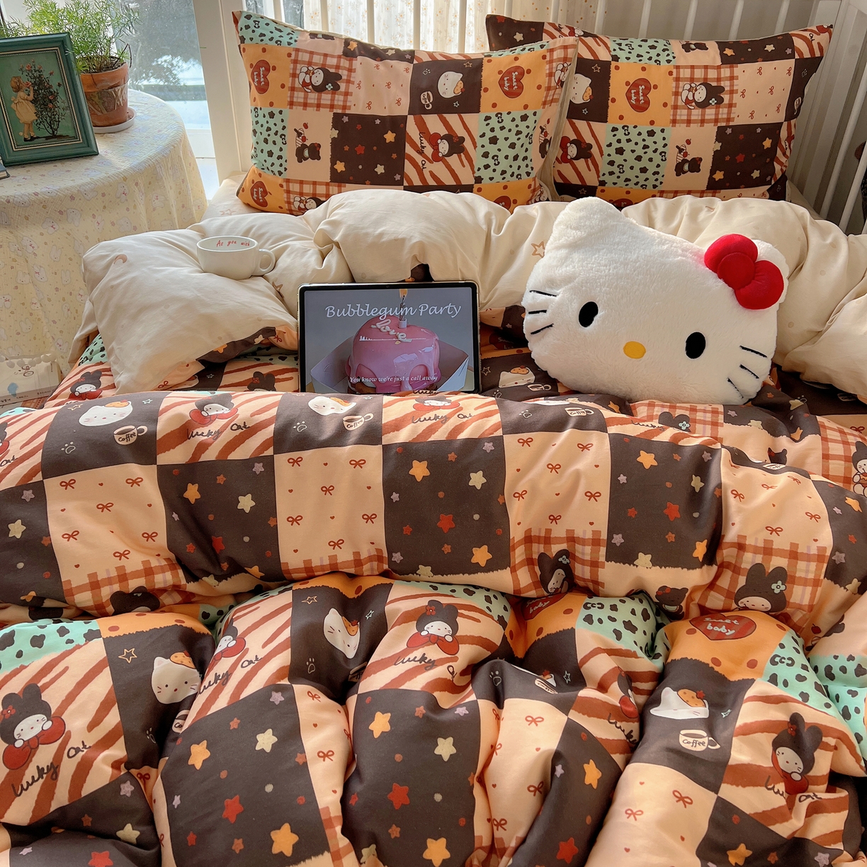 91家纺网 家纺一手货源 找家纺 桃喜 2026新款全棉40支12868四件套-小猫系列 蛋糕咖啡猫