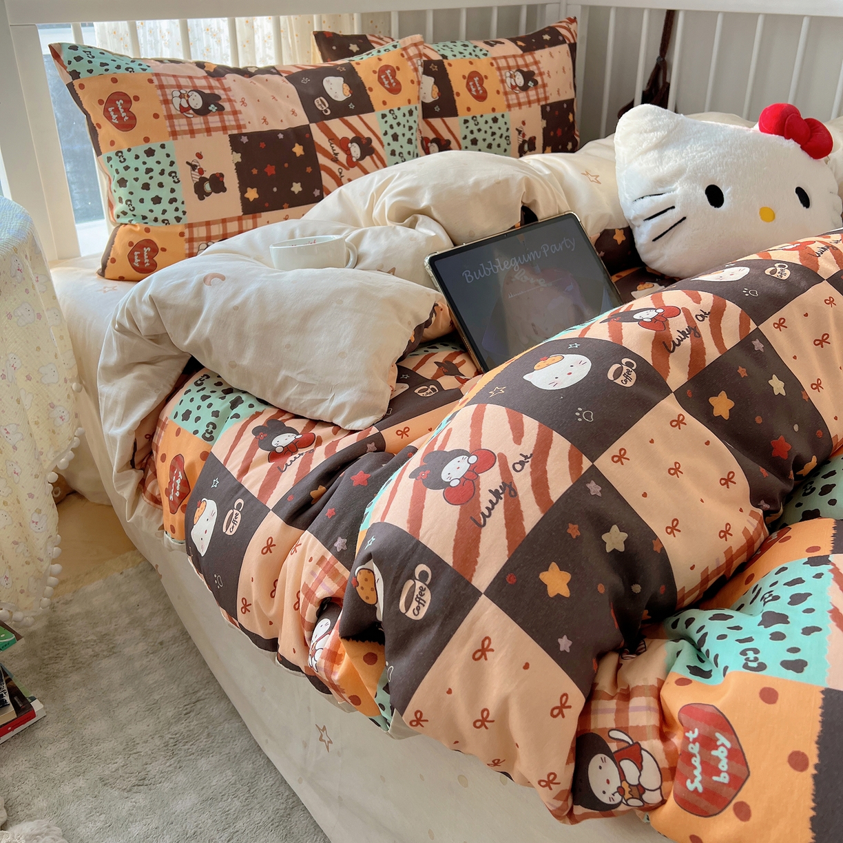 91家纺网 家纺一手货源 找家纺 桃喜 2026新款全棉40支12868四件套-小猫系列 蛋糕咖啡猫