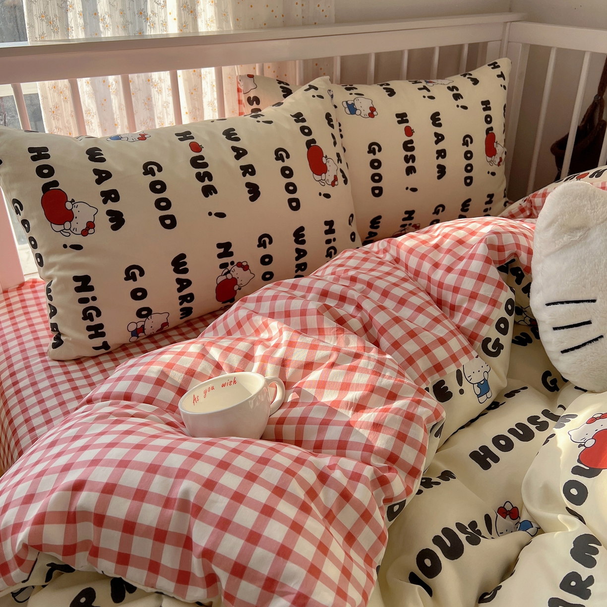 91家纺网 家纺一手货源 找家纺 桃喜 2026新款全棉40支12868四件套-小猫系列 字母小猫