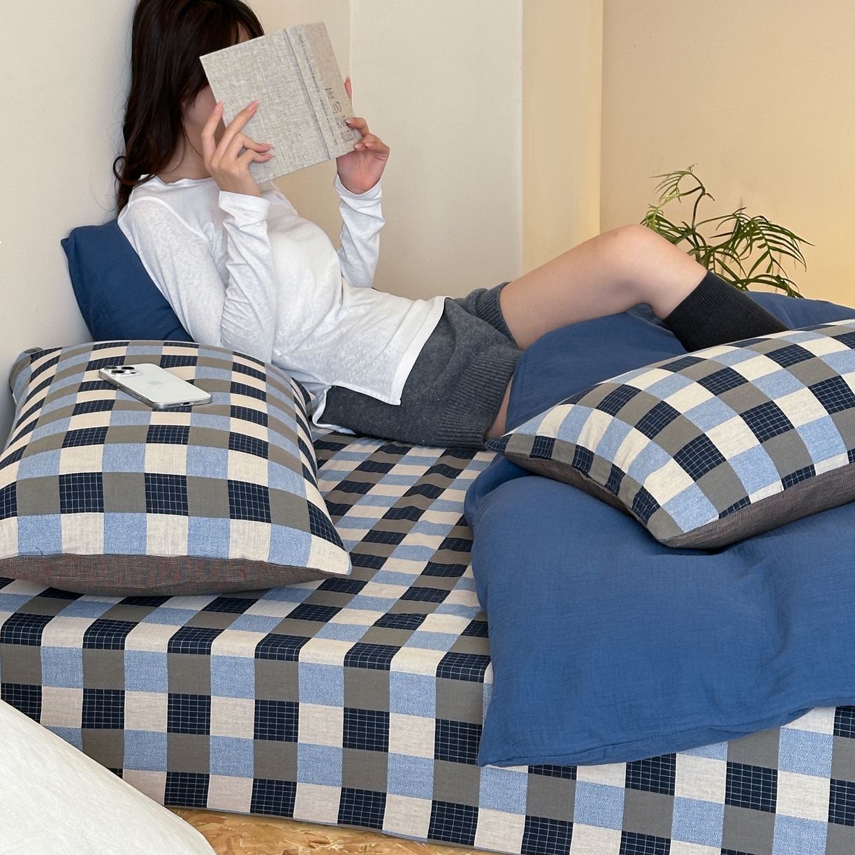 91家纺网 家纺一手货源 找家纺 山舍家居 2026新款全棉色织双层皱皱纱色织格子皱纱纯色混搭系列四件套 远屿