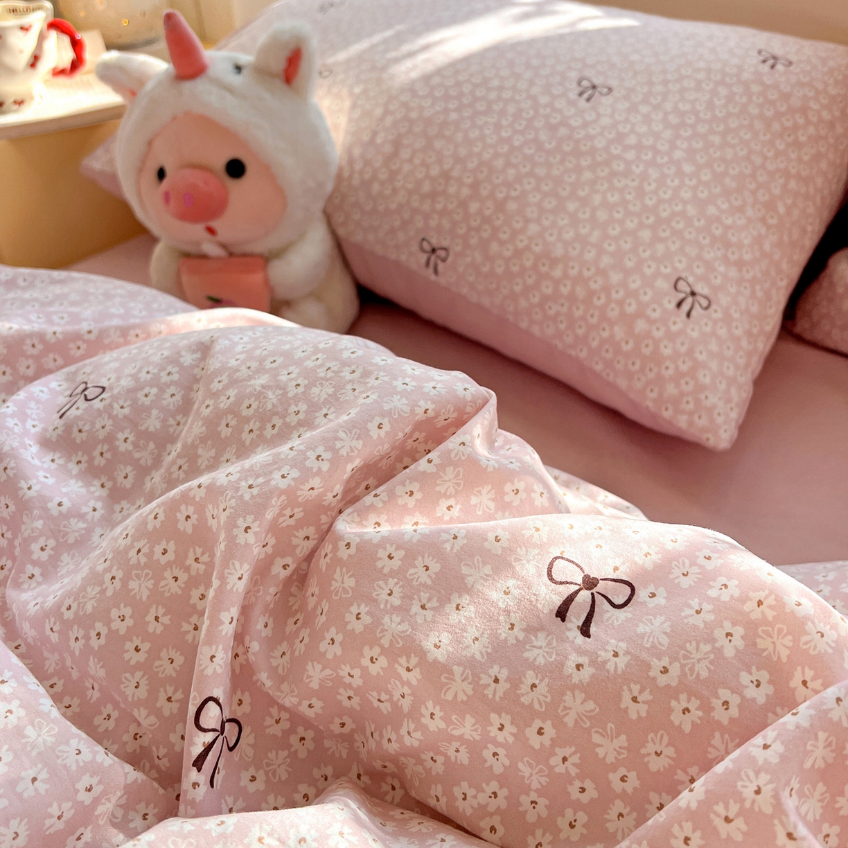 91家纺网 家纺一手货源 找家纺 弗苓家纺 2026新款古法水洗仿棉云感纱四件套小布袋 露思