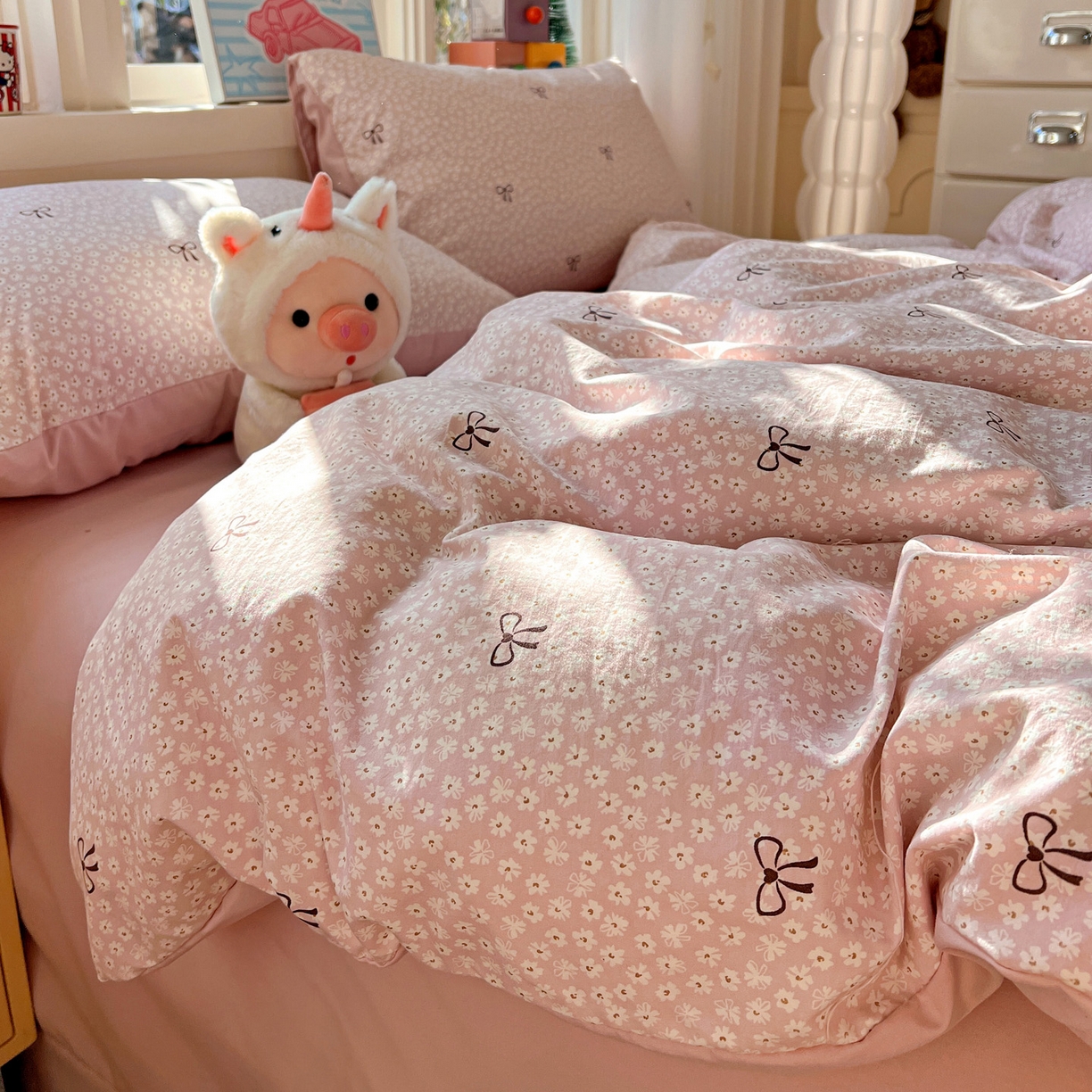 91家纺网 家纺一手货源 找家纺 弗苓家纺 2026新款古法水洗仿棉云感纱四件套小布袋 露思