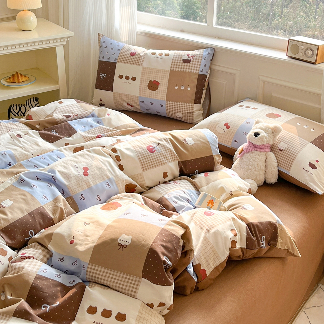 91家纺网 家纺一手货源 找家纺 博雅 2026新款全棉纯棉卡通四件套 咖格蛋糕猫