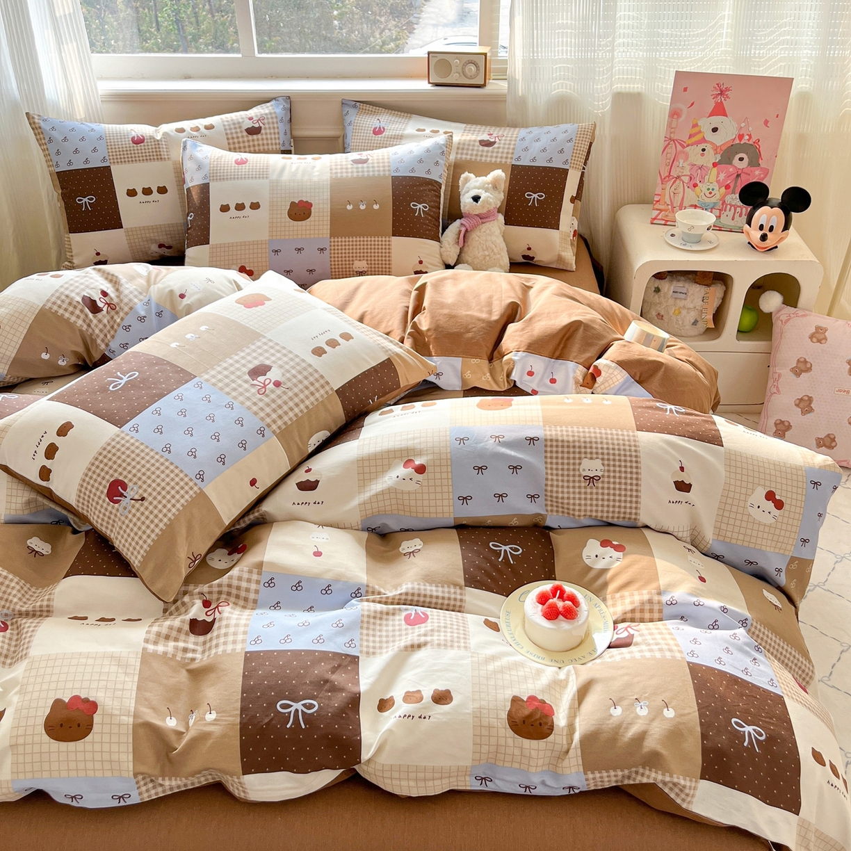 91家纺网 家纺一手货源 找家纺 博雅 2026新款全棉纯棉卡通四件套 咖格蛋糕猫