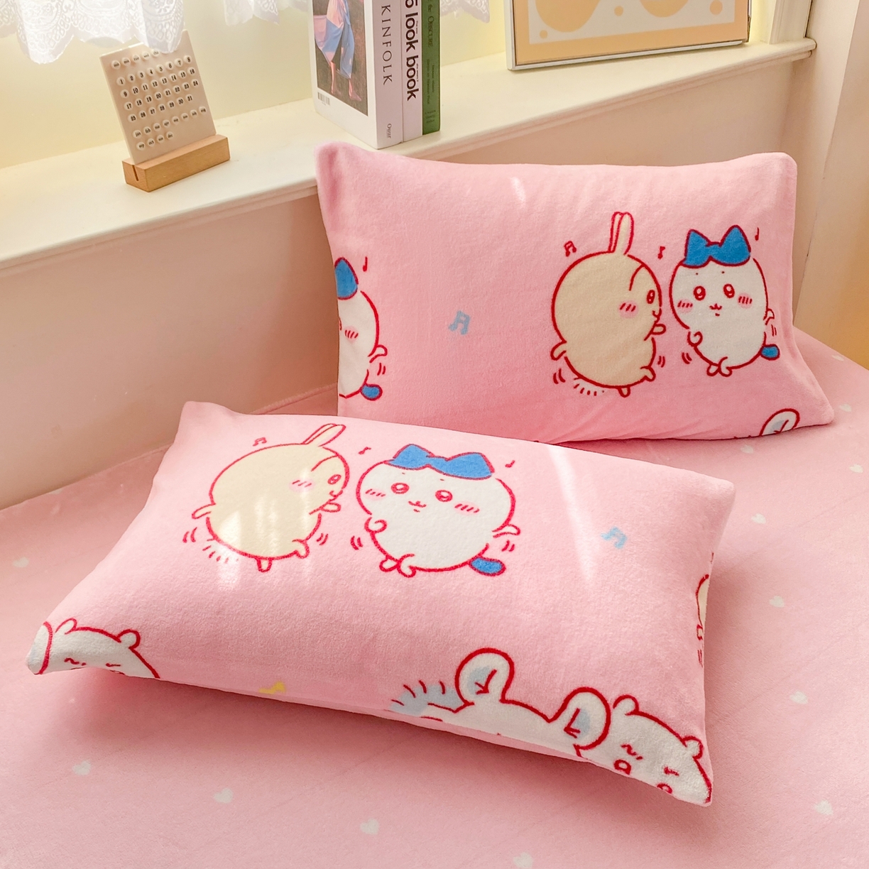 91家纺网 家纺一手货源 找家纺 博雅 2026新款卡哇正版授权高克重牛奶绒四件套 绒粉色吉伊卡哇