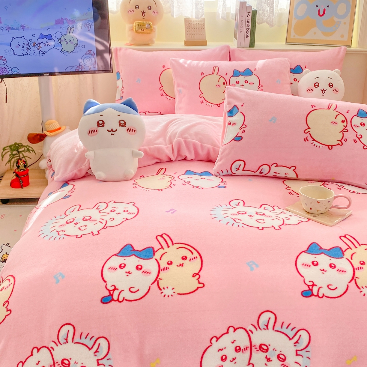 91家纺网 家纺一手货源 找家纺 博雅 2026新款卡哇正版授权高克重牛奶绒四件套 绒粉色吉伊卡哇