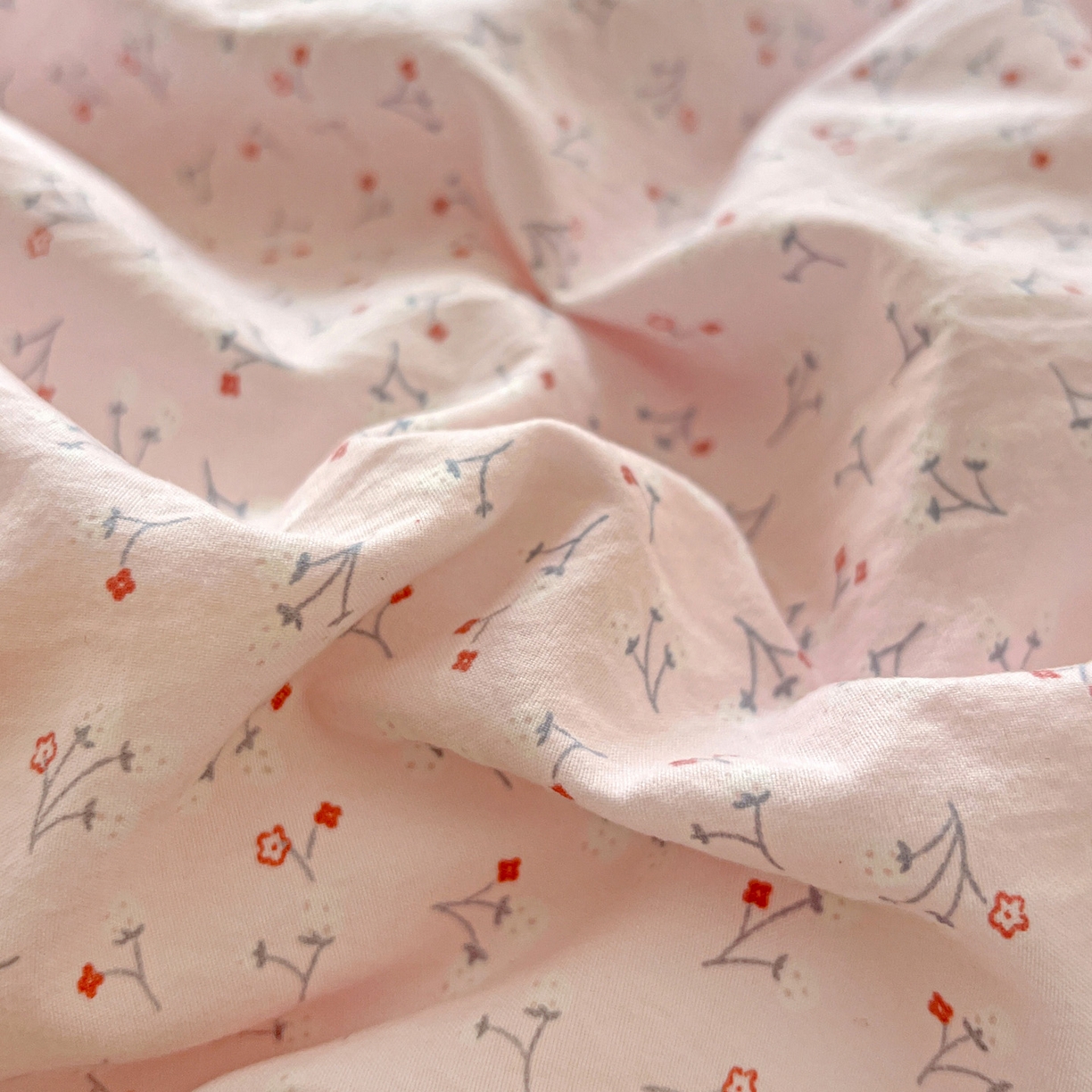 91家纺网 家纺一手货源 找家纺 弗苓家纺 2026新款古法水洗仿棉云感纱四件套小布袋 小幸运