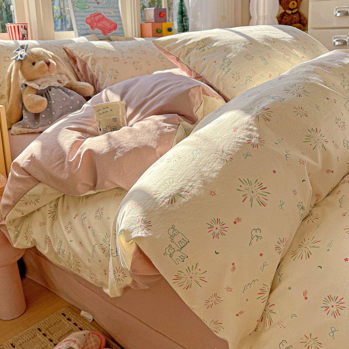 91家纺网 家纺一手货源 找家纺 弗苓家纺 2026新款古法水洗仿棉云感纱四件套小布袋 烟花星语